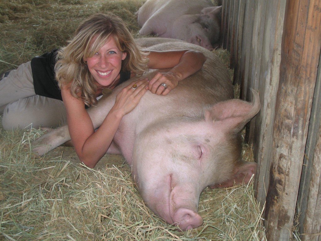 Colleen Patrick-Godreau with pig.jpg